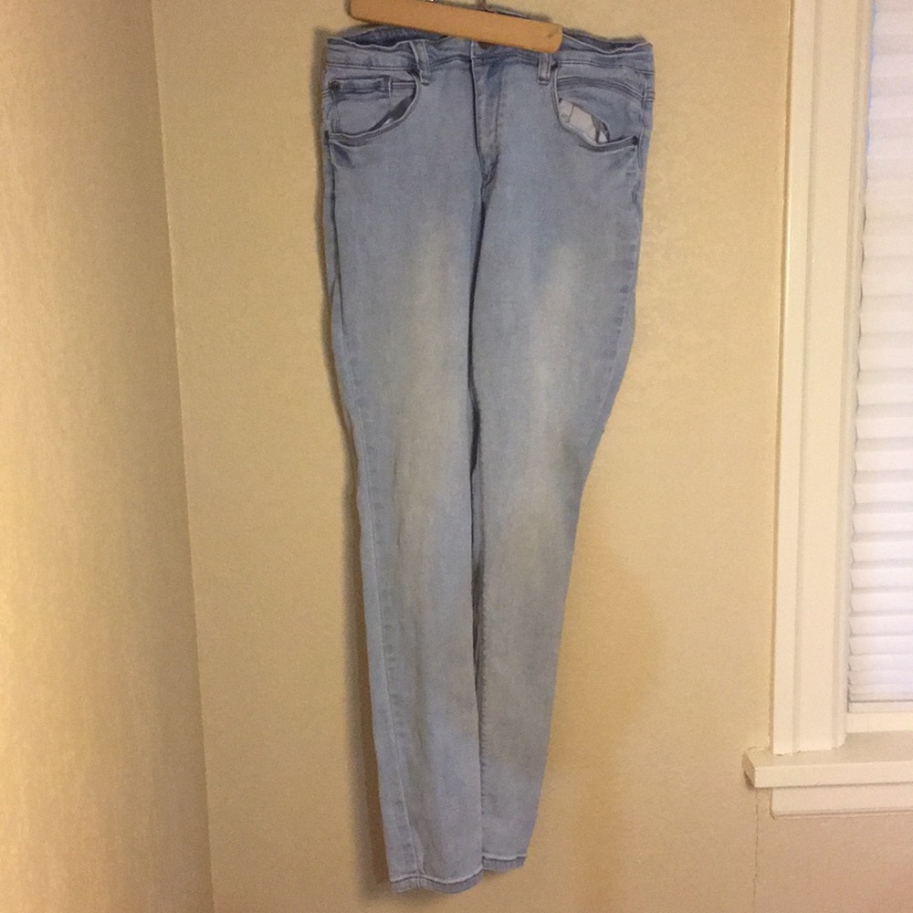 Light wash denim jeans